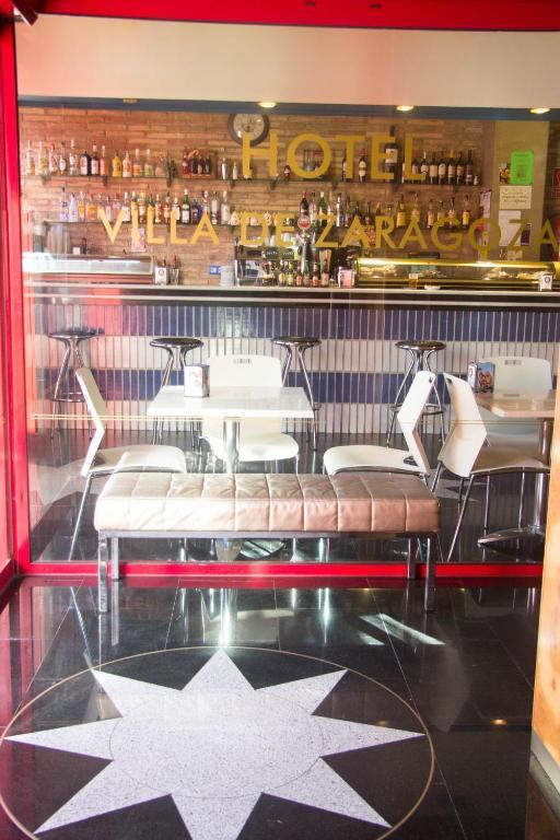 Casetas Hotel Villa De Zaragoza מראה חיצוני תמונה