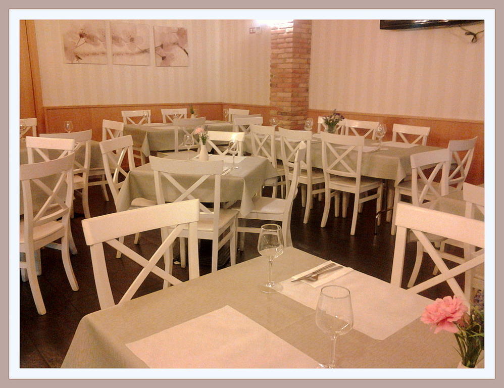 Casetas Hotel Villa De Zaragoza מראה חיצוני תמונה